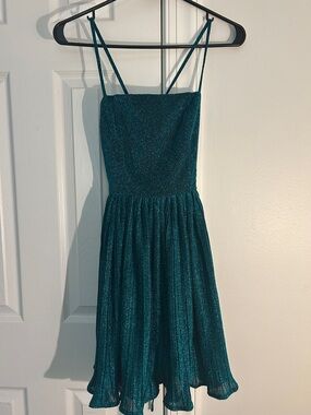 NWT lulus short green glittery dress